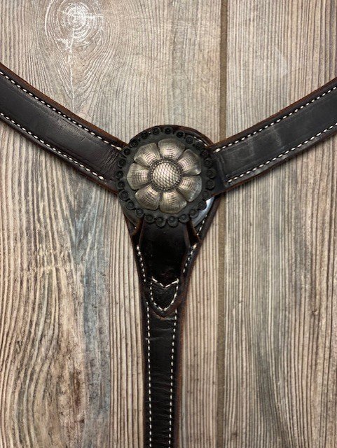 Mincer Center Concho Breastcollar